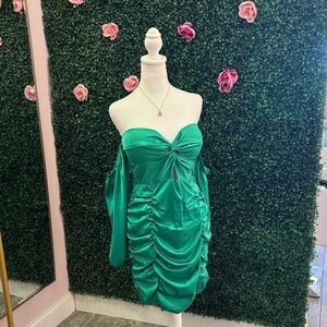 Off-shoulder Emerald Green Dress